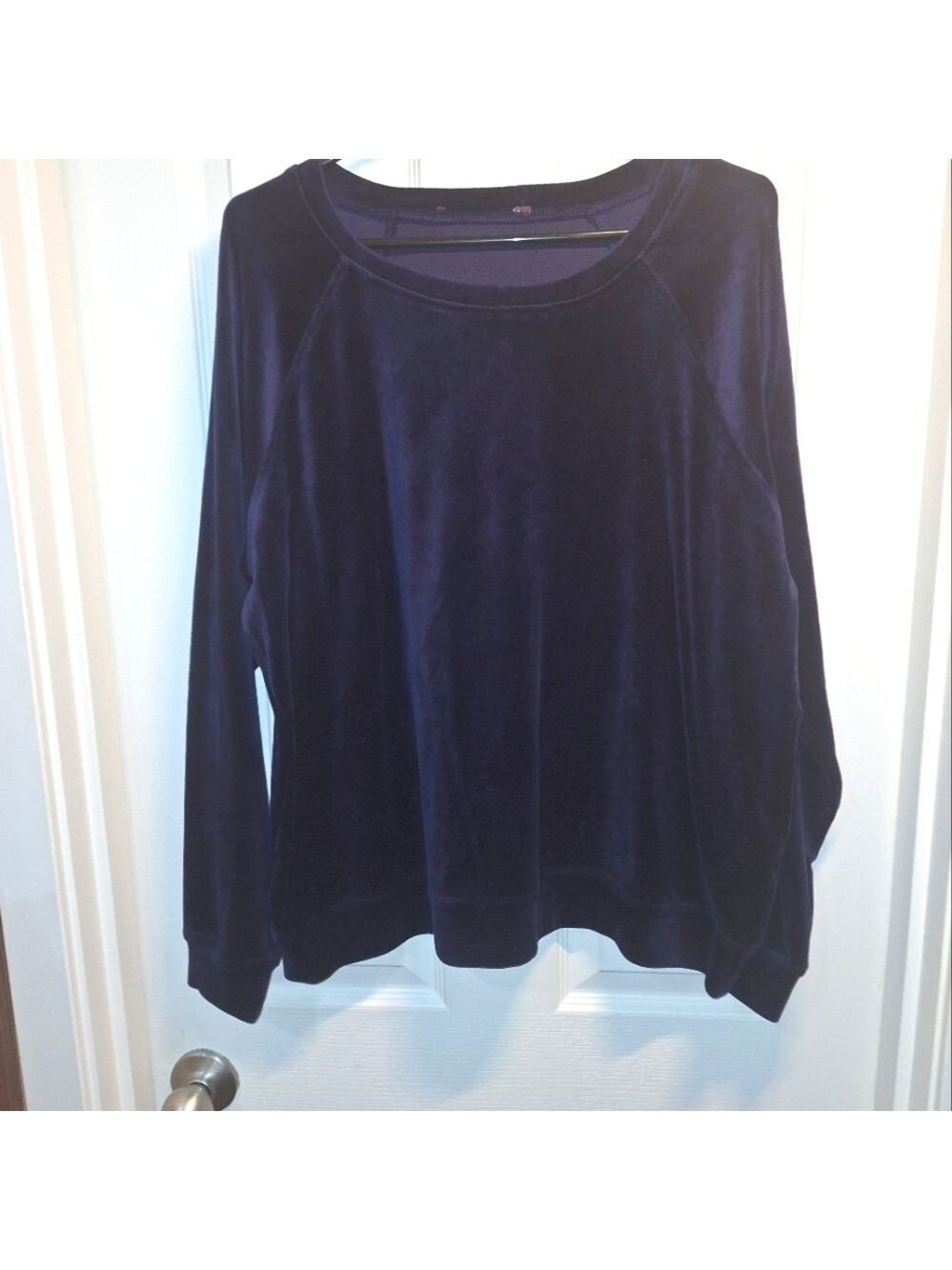 Navy Blue Velvet Long Sleeve Top Size 1X